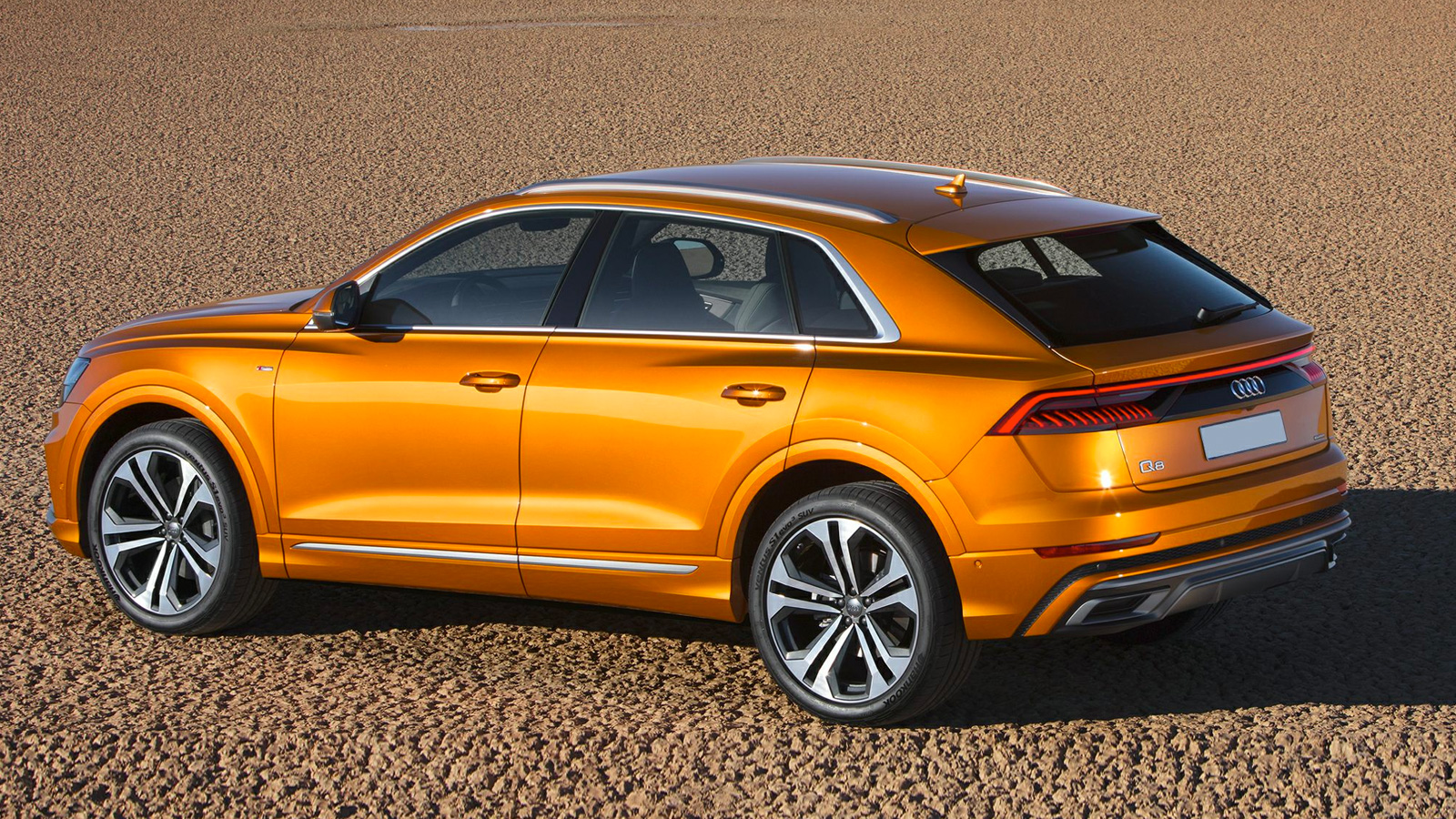 Audi Q8 - Miami Lusso